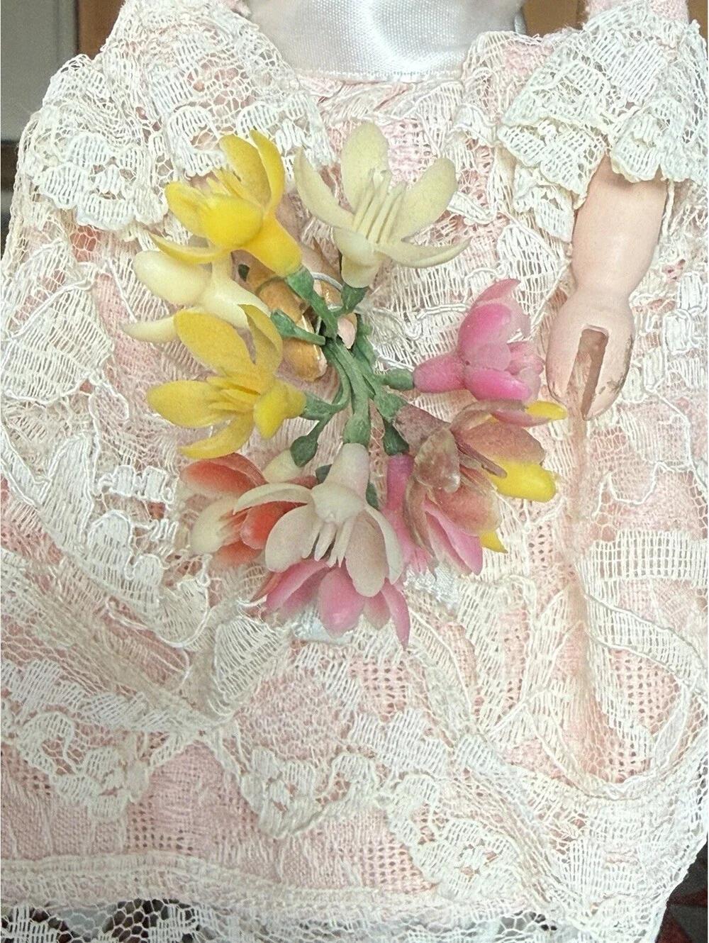 vtg porcelain doll Holding Flowers With Stand